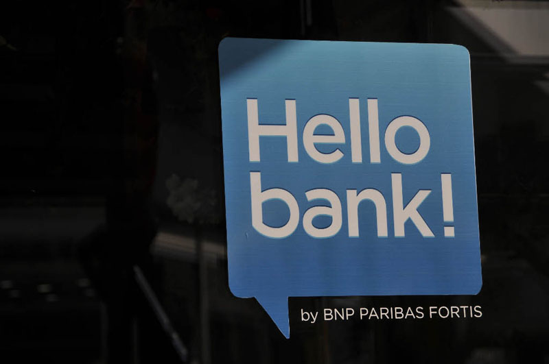 Illustration of our post "Marketing strategy : Hello Bank launches a pop-up store in Brussels"